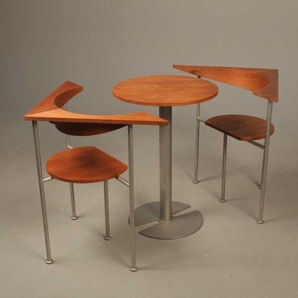 LISTER BALCONY/TERRACE TABLE 
circular teak Italia
