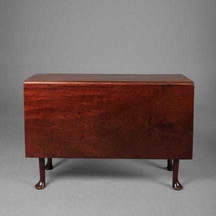 GEORGE II MAHOGANY DROP LEAF TABLE 
circa 1750, 71