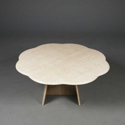 TRAVERTINE COFFEE TABLE 
110cm diam approx.



ok