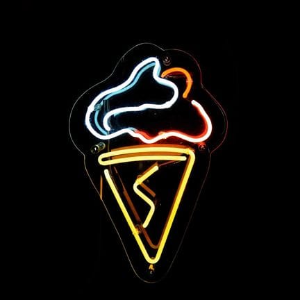 ICE CREAM NEON - ELTON JOHN Y BRANDI CARLILE EN DI