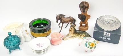 Lot of ceramics and porcelain from a liquidation s