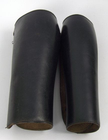 Coppia di ghette in pelle Estoka 439 1818, in cond