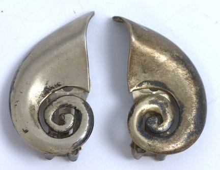 Ear clips, 925 sterling silver.