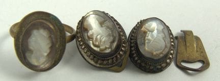 2 pieces of antique jewelry, mother-of-pearl carvi