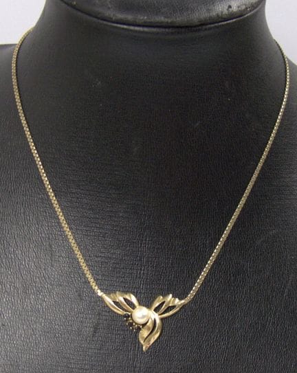 Vintage necklace made of 835 silver.