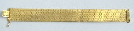 Wide AM gold-plated bracelet. Length: approx. 19.5