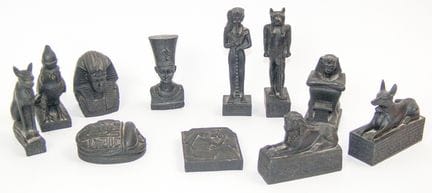 Lot de figurines égyptiennes souvenirs, 11 pièces 