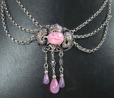Fashion jewelry, traditional costume necklace.