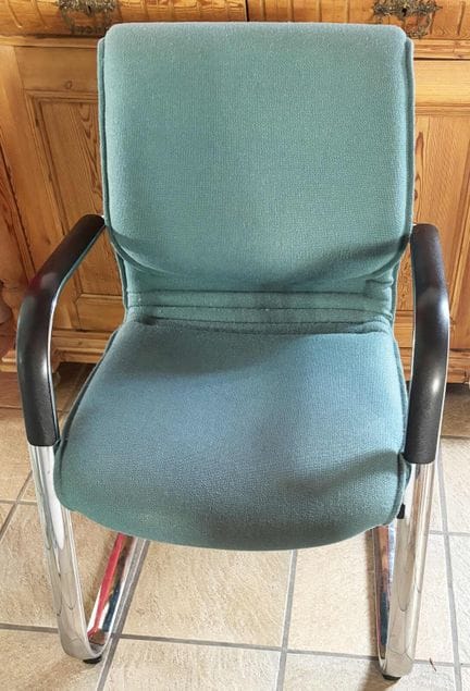 2 Freischwinger Konferenz Stühle der Marke Comfort