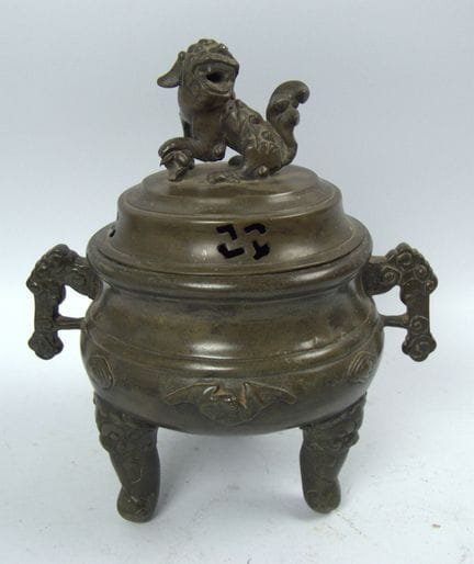 Antikes chinesisches Räuchergefäß aus Bronze? mit 