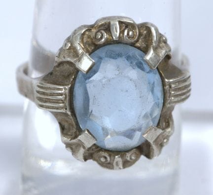 Anello da donna, con topazio blu incastonato, in a