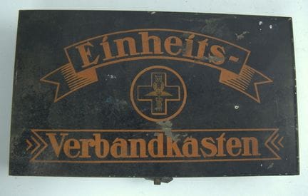 Einheits-Verbandkasten des Verbandes der Deutschen