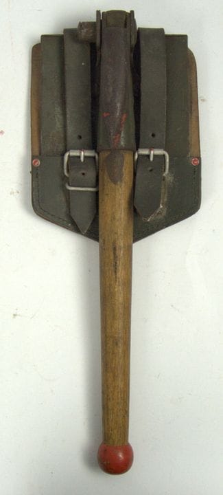 Pelle pliante de la Bundeswehr avec manche en bois