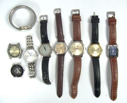 Orologio da polso Lot proveniente da liquidazione,