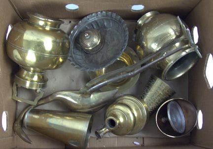 Lot Metall aus Auflösung.