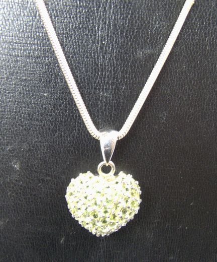 Collana con ciondolo a forma di cuore in argento 9