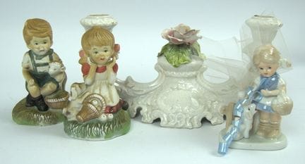 Lot Keramik- und Porzellanfiguren, dabei drei Kind