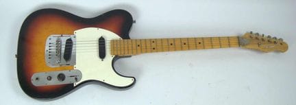 E-Gitarre aus Sammlung, recht guter Zustand. Funkt