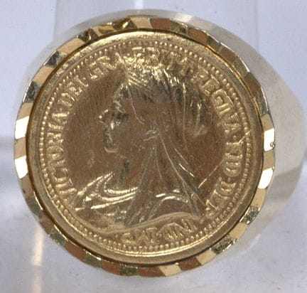 Anello da uomo originale, placcato in oro. Misura 