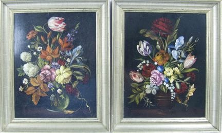 两幅油画《繁花静物》，风格类似于F.奥斯卡·克纳普的作品。其中左侧一幅带有B.K.的缩写标志。两幅均