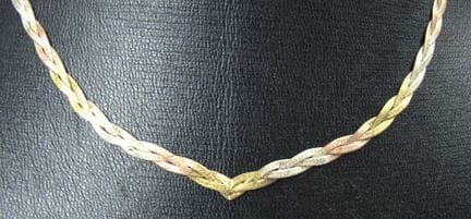 Collana intrecciata a spina di pesce tricolore in 