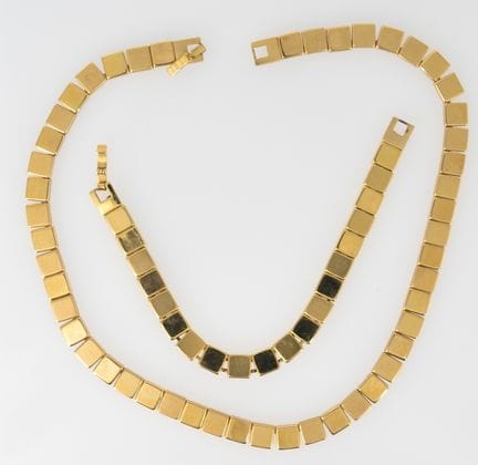 Gold-plated costume jewelry set.