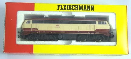 Fleischmann 4234，BR 218、BN 218 217-8型柴油机车。H0比例。原厂包