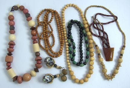 Retro/Vintage Holzschmuck 70/80er Jahre aus Auflös