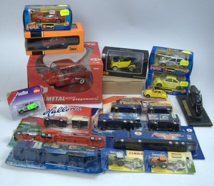 Lot Modellautos, verschiedene Modelle, Marken und 