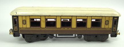 Bing 3295 GWR 带内饰的客用沙龙车。0号轨距。有使用痕迹和老化迹象。