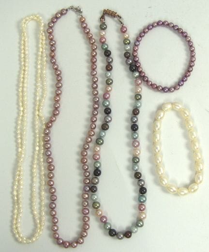 Lot: Genuine Pearl Jewelry