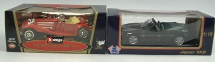 Zwei Modellautos, Playbear Premium Edition Jaguar 