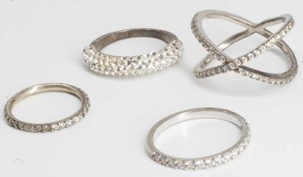 Set of 4 silver rings. 10.7 grams