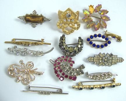 Lot Strass Modebroschen aus Sammlung.