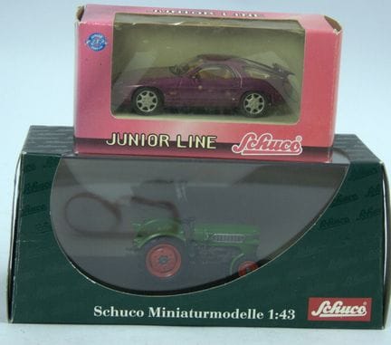 Zwei Modellautos, Schuco Miniaturmodell 1:43 sowie