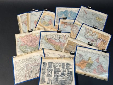 Conjunto de 31 mapas de diferentes regiones del mu