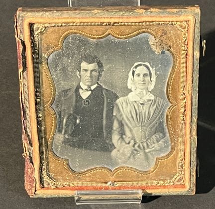 Daguerrotipo de alrededor de 1840-1845. «Pareja». 