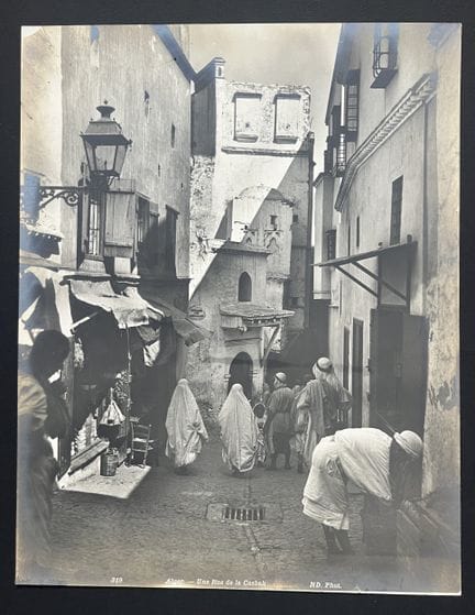 ND. «Callejón de la casbah de Argel».   Fotografía