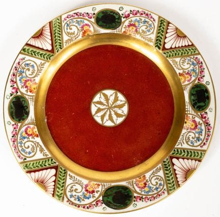 (64) ASSIETTE DÉCORATIVE DE MEISSEN À MOTIFS NÉOCL