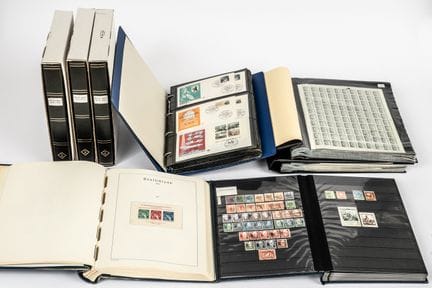 BRIEFMARKENSAMMLUNG BERLIN
1 Album (Berlin 1948–19
