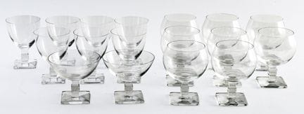 EXQUISITES SET AUS DER KRISTALLGLAS-SERIE „ARGOS“ 