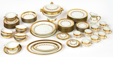 GRAND SERVICE EN PORCELAINE « JAMMET-SEIGNOLLES »
