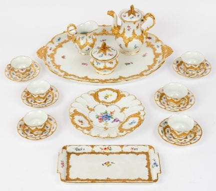 (123) SERVICE À MOKA MEISSEN DE LA COLLECTION « B-