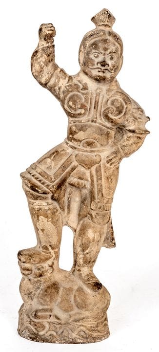 EINE CHINESISCHE LOKAPALA-GRABWÄCHTERFIGUR
Terrako