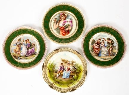 (11, 13, 14, 15) 4 ASSIETTES DÉCORATIVES AUX MOTIF