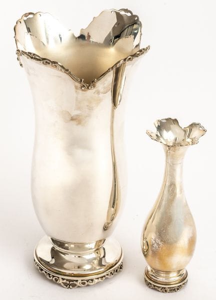 2 VASES PÉRUVIENS EN ARGENT CAMUSSO
Pérou, Camusso