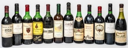12 瓶葡萄酒
品种和年份各异。（见图）
