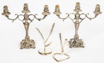 UNE PAIRE DE CHANDELIERS PÉRUVIENS CAMUSSO DE STYL