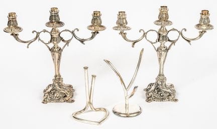 UNE PAIRE DE CHANDELIERS PÉRUVIENS CAMUSSO DE STYL