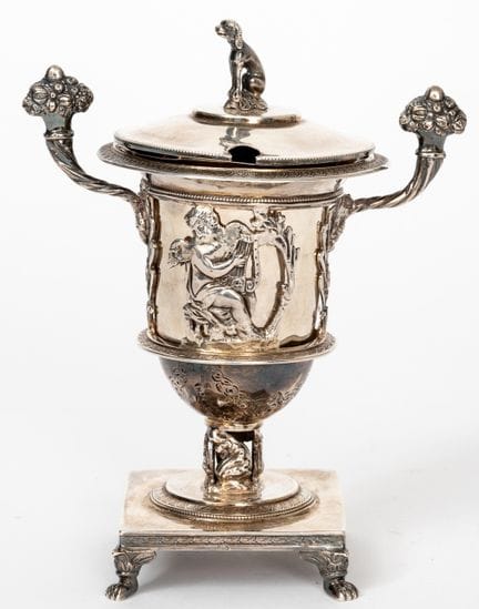 POT À MOUTARDE EN ARGENT FRANÇAIS
marqué, 1809-181